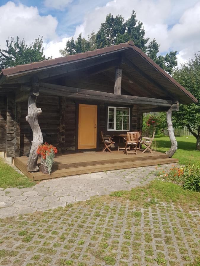 Arina Cottages Nasva Exterior photo
